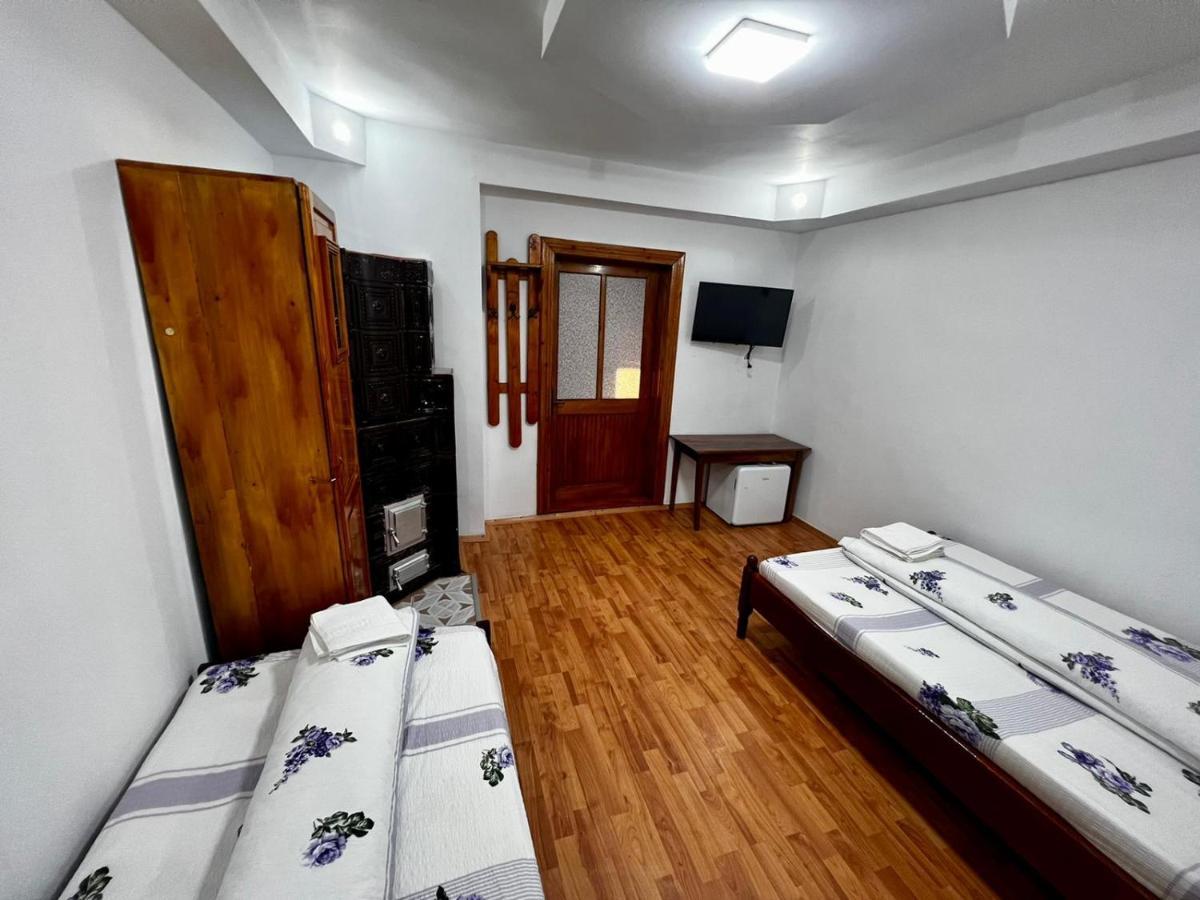 Casa Cu Lavanda Ватра Дорней Екстериор снимка